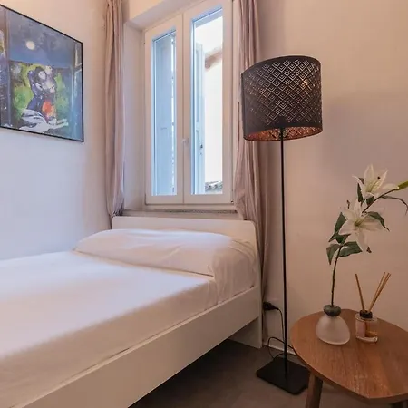 Center - Tinystudio Piazza San Giacomo *